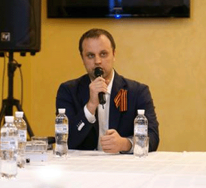 Учредительное заседание регионального отделения Изборского клуба прошло 14 июня 2014 года в Донецке - Павел Губарев