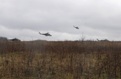 на бывшем аэродроме у города Валуйки Белогородской области, недалеко от границы с Украиной, с конца марта 2014 года создана передовая база армейской авиации ВВС России, где сосредоточены боевые вертолёты Ми-24П и Ми-24ПН, транспортно-десантные вертолёты Ми-8МТВ и вертолёты-постановщики помех Ми-8СМВ